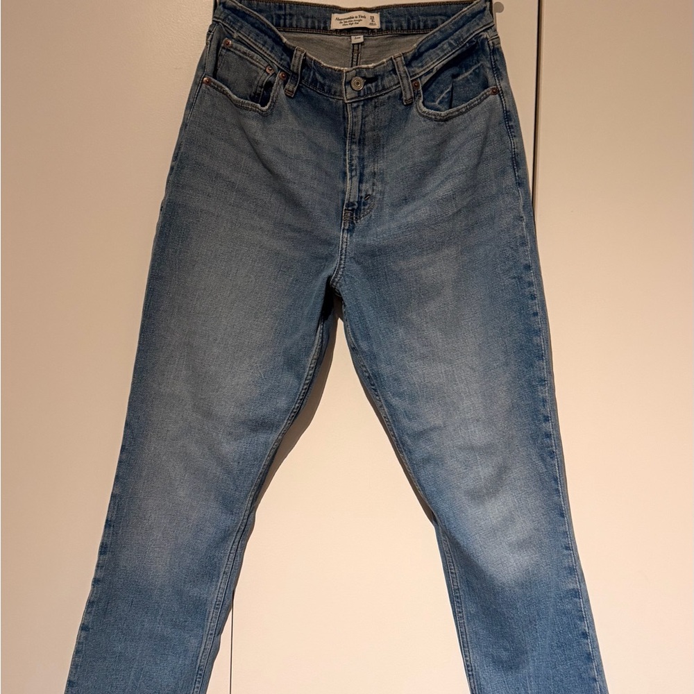 Abercrombie & Fitch Light Blue '90s Slim Straight Jeans